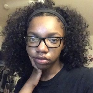 Meet your Posher, Megan